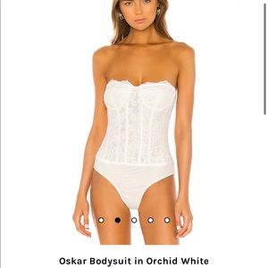 Bardot oskar bodysuit NWT sold out on revolve size xs